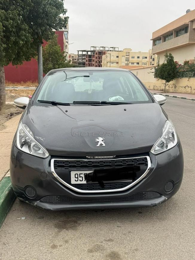 Peugeot 208 Diesel Manuelle 2012 à Taza