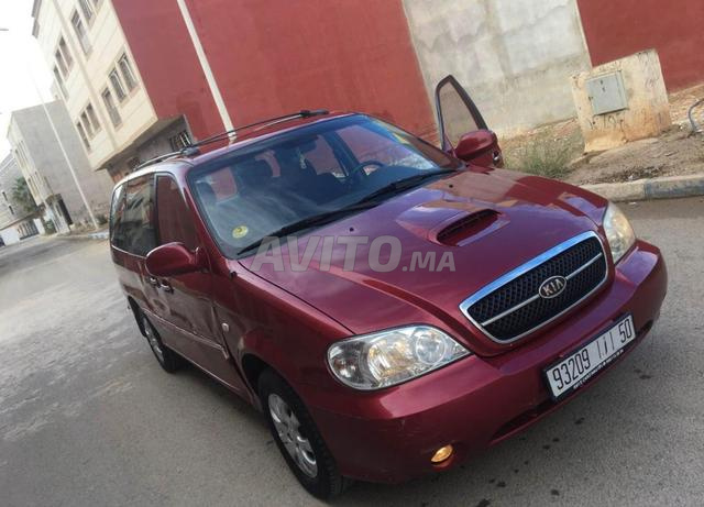 Kia Carnival - 2