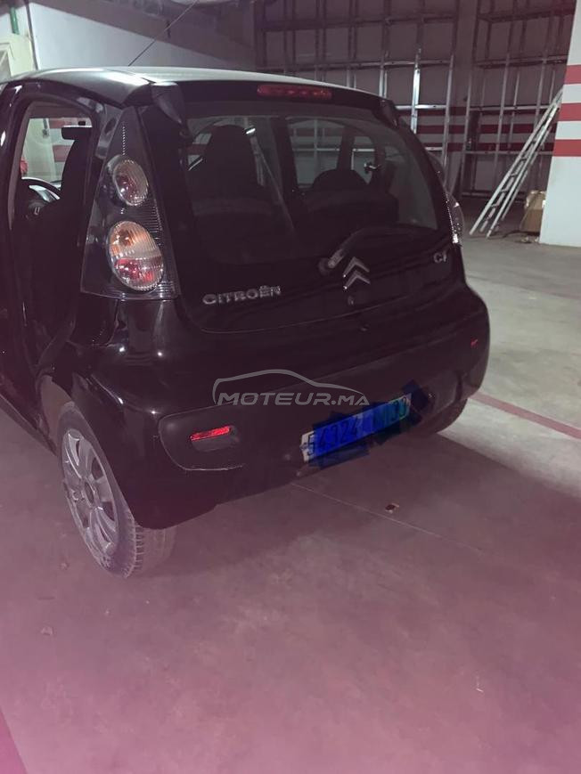 belle voiture citadine