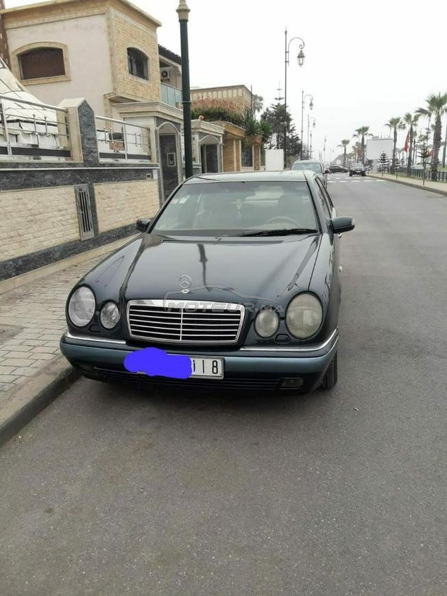 Mercedes Classe E Élégance Diesel Automatique 1998