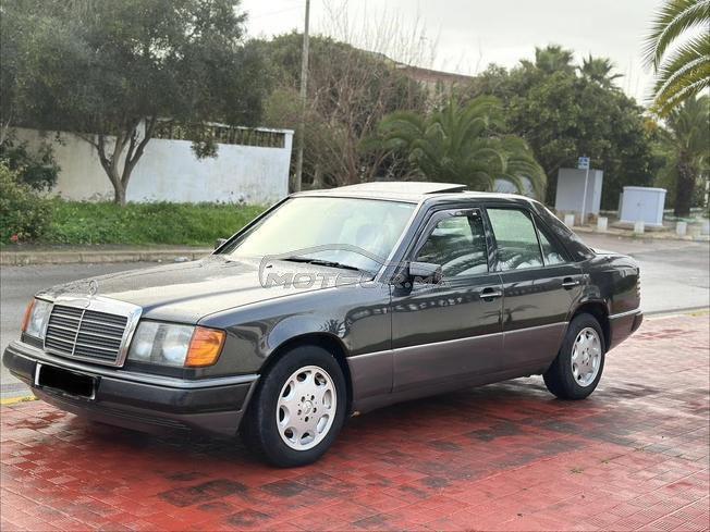 Mercedes-Benz 250 Diesel Manuelle 1992 à Rabat