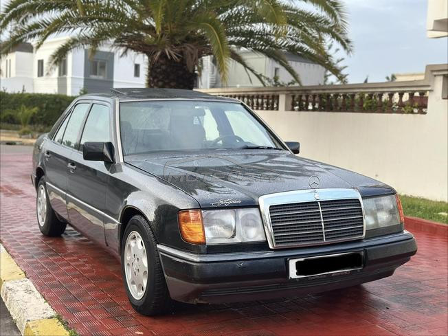 Mercedes-Benz 250 Diesel Manuelle 1992 à Rabat