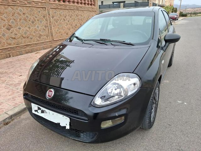 Fiat Punto Diesel Manuelle 2015 à Agadir