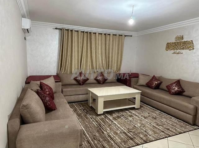 Appartements équipés excellents au centre-ville pour familles, emplacement idéal