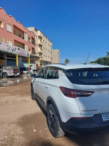 أوبل جراندلاند X في حالة جيدة