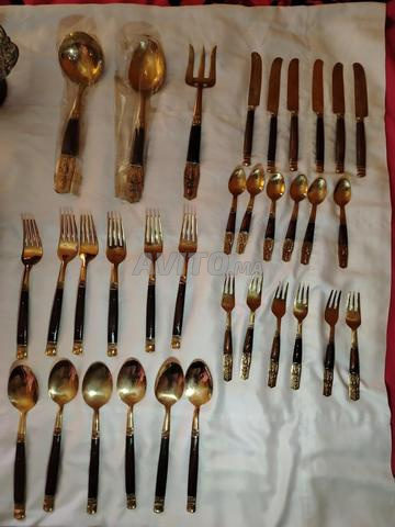 Vaisselle et meubles