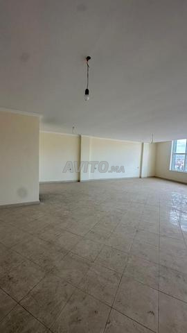 مكتب للكراء وسط المدينة قرب مسجد باصو