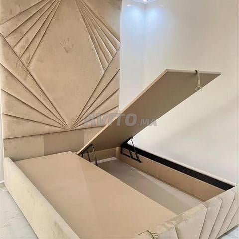 Lit avec coffre de rangement – design moderne