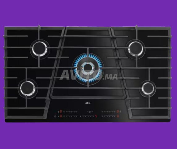 لوحة تحريض AEG HVB95450IB 5 شعلات لون أسود