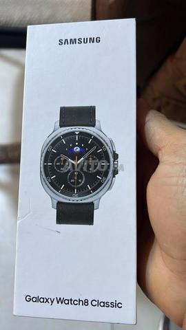 ساعة جالكسي 8 كلاسيك