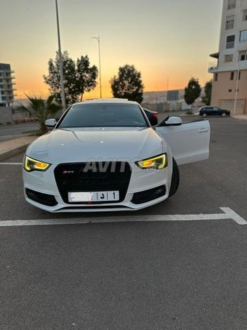 أودي A5 ديزل أوتوماتيكية 2014 في أكادير