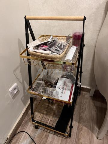 Chariot à roulette or et noir