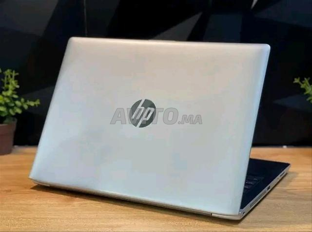 hp i5 8ème Slim Ram 8 Disque 256 SSD batterie 5h