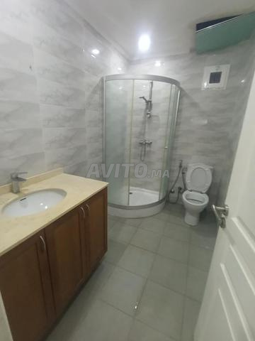 شقة للإيجار في تمارة، بالقرب من المحطة