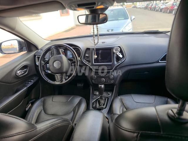 سيارة جيب شيروكي نايت إيجل BVA الجميلة - 2