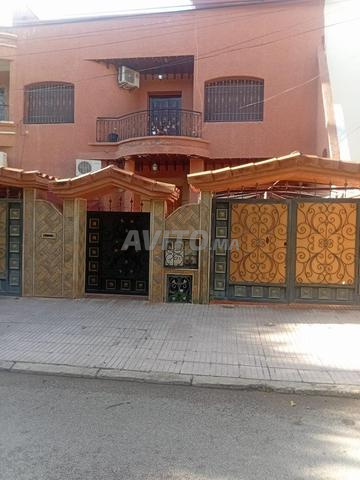 للبيع فيلا موثقة في مركز بني ملال