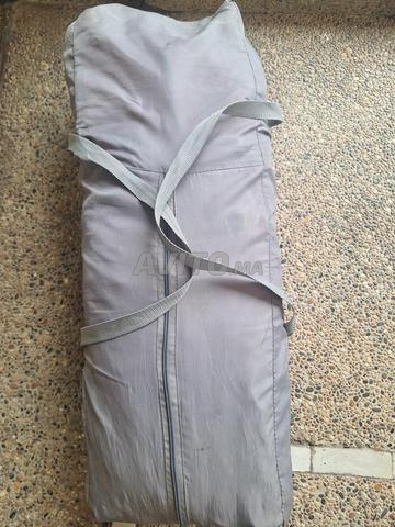 Lit de voyage plié pour bébé