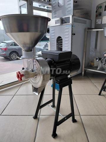 آلة أملو وزبدة الفول السوداني للوز والكوكاو وغيره