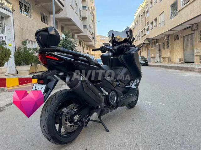 Yamaha Tmax 560 - 2