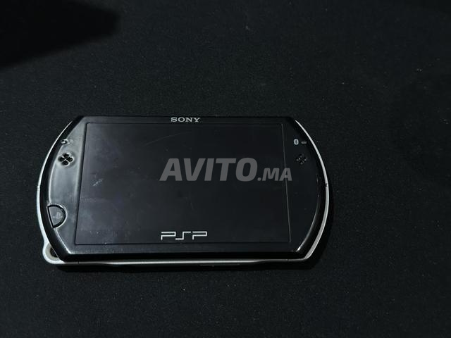 PSP GO Original Plein De Jeux