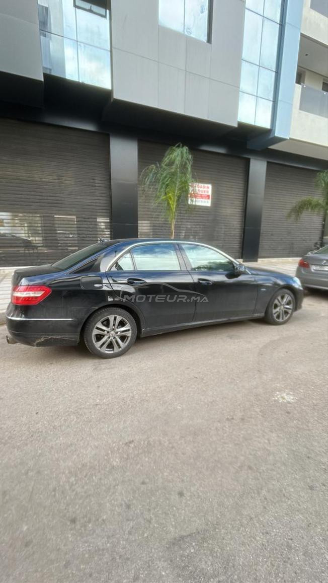 vend Mercedes E 220 tbe