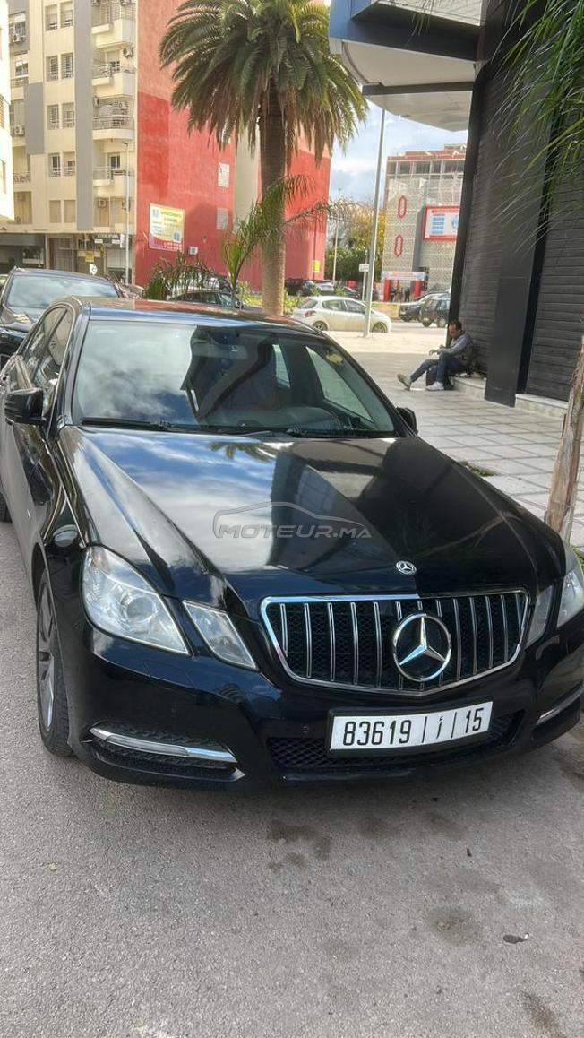 vend Mercedes E 220 tbe