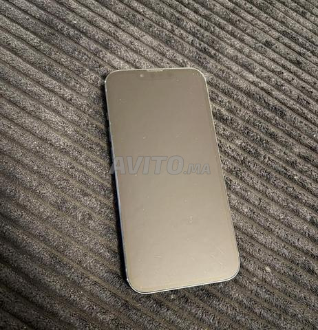 ايفون 13 128 جيجابايت أصلي . 🔋87 لم يتم تغييره إطلاقا