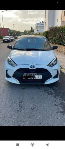 تويوتا يارس هايبرد أوتوماتيك 2024