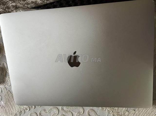 MacBook Pro 15 pouces 2016 Touch Bar