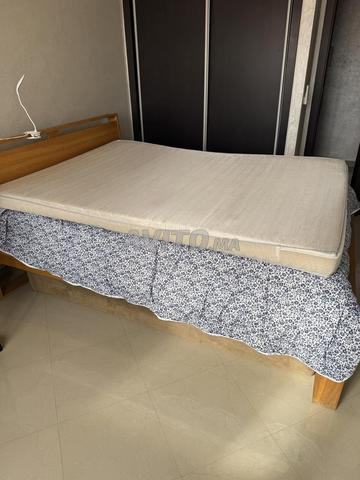 Matelas 140×190 très bon état – Comme neuf