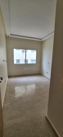 Appartement à louer 110 m sur triangle d'or - image 3