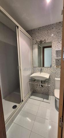 Appartement à louer 110 m sur triangle d'or - image 4