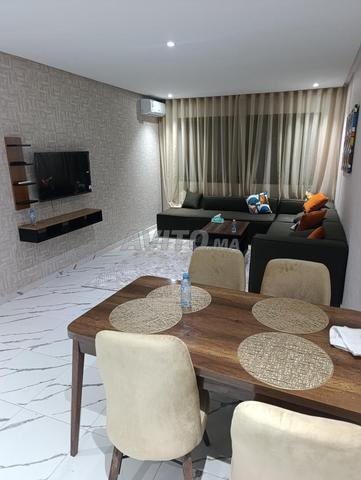 استوديو مفروش جديد للإيجار