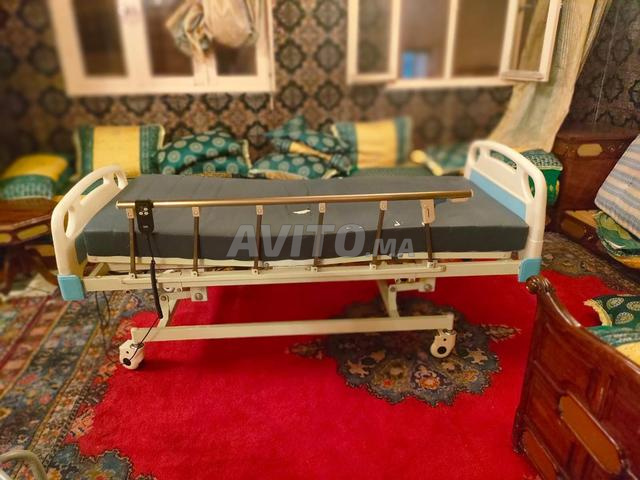 Lit relaxe médical réglable