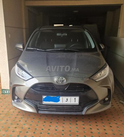 Toyota Yaris Essence Manuelle 2023 à Rabat