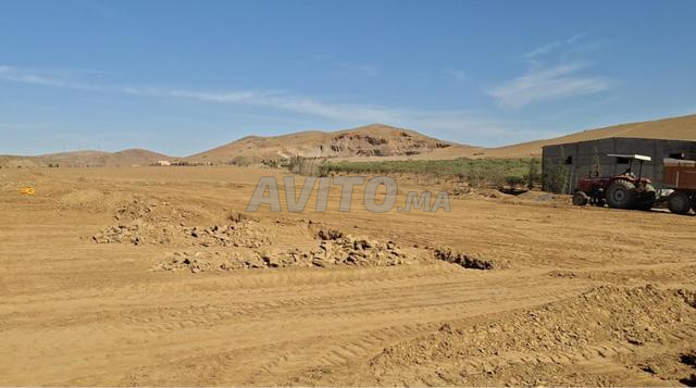 Carrière et ferme à vendre – مقلع وضيعة للبيع - 2