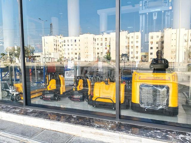 رافعة كهربائية ذاتية الرفع – SES12