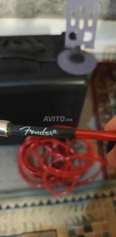 جيتار Squier Stratocaster مع مضخم VX15GT vox - 2