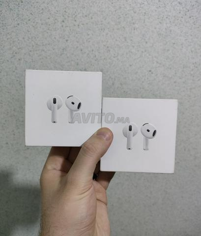 Airpods 4