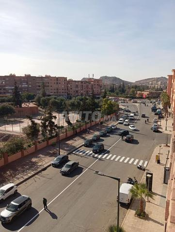 Appartement à louer par nuitée très proche - image 3