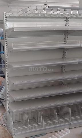 Rayonnage et gondole pour un super marché