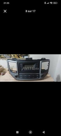 Poste radio Hyundai et Nissan à vendre