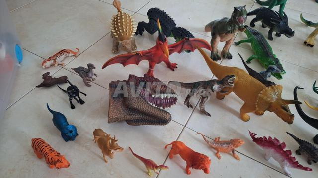 Dinausores à vendre le lot