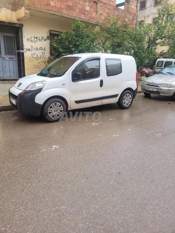 Voiture Peugeot Bipper propre, bienvenue à ceux qui la veulent