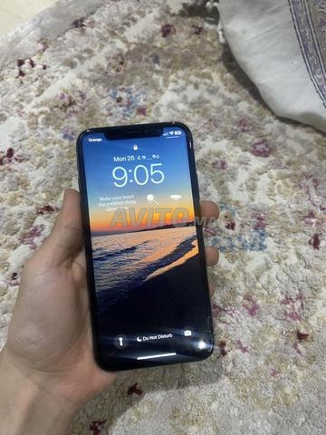 Iphone X état 9/10 sans face id officiel