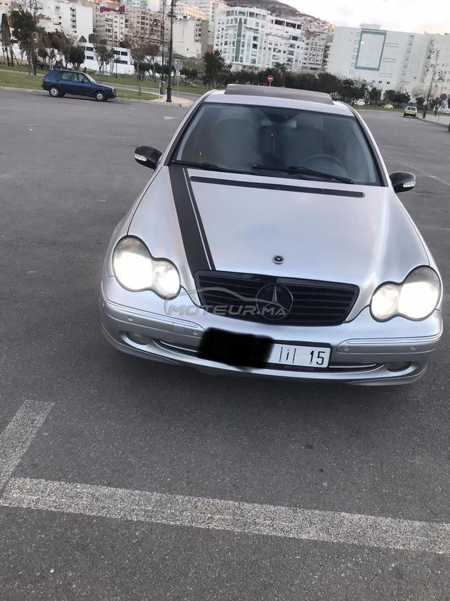 Mercedes-Benz 220 Diesel Automatique 2010