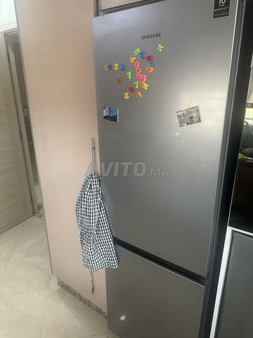 ثلاجة  للبيع