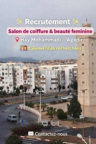 Recherche 3 jeunes femmes pour travailler dans un salon de coiffure et d'esthétique pour femmes