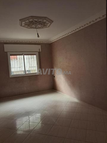 Appartement à louer à Hay Al Mars