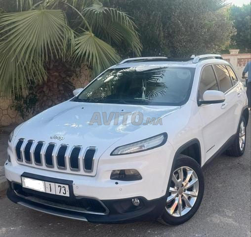 جيب شيروكي ليمتد في حالة جيدة جدا